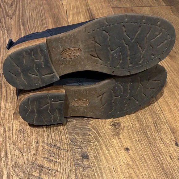 Sofft Women's Navy Ankle Boots - Picture 2 of 4